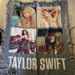 Taylor Swift Album Blanket